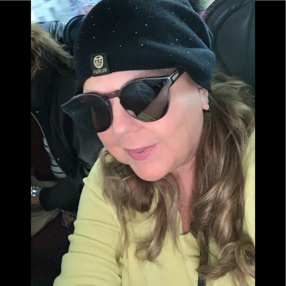 Meet your Posher Ambassadors Level II Giz 5 Stars ๐๐๐๐๐ - Picture 9 of 16